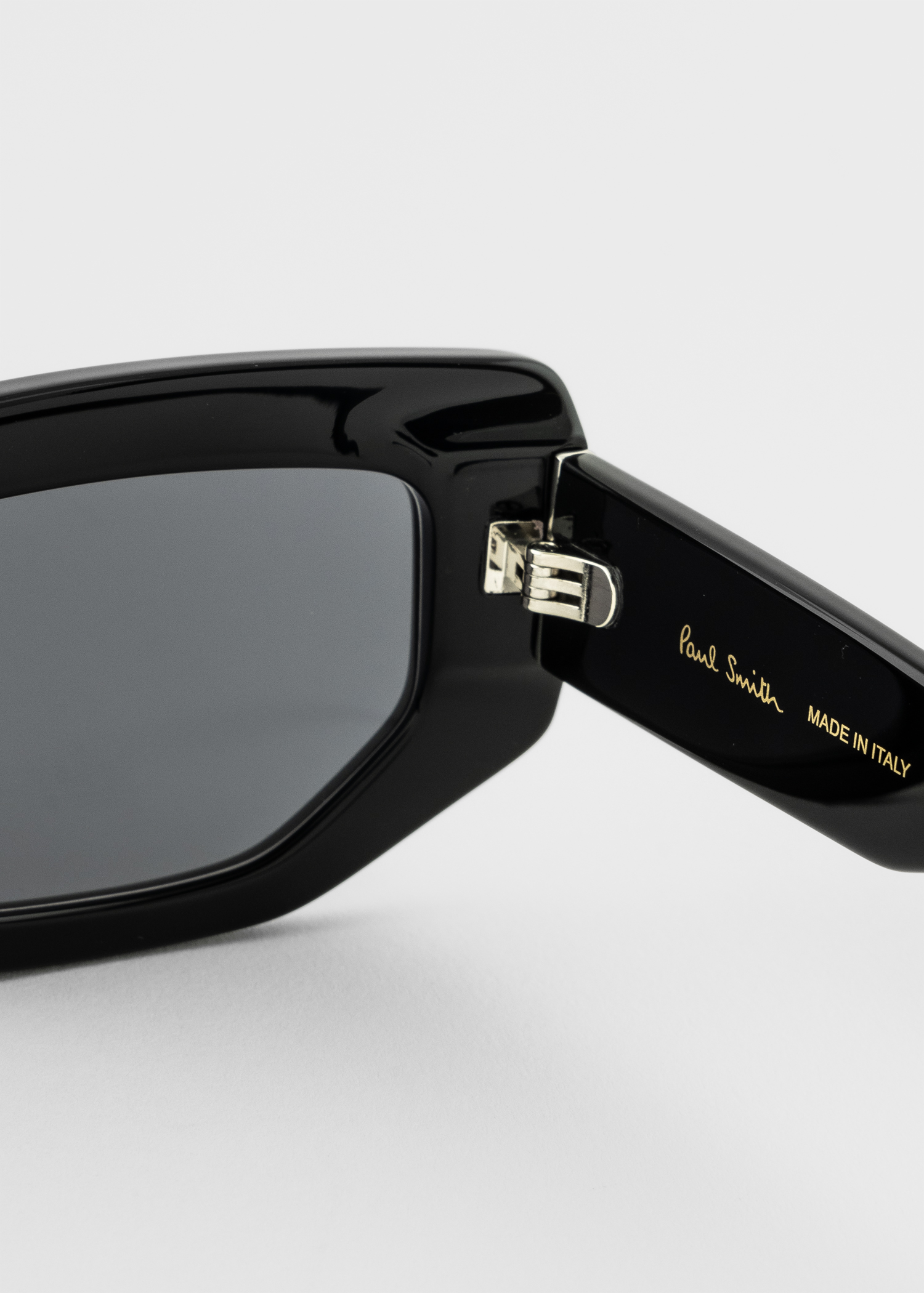 Black 'Kennet' Sunglasses