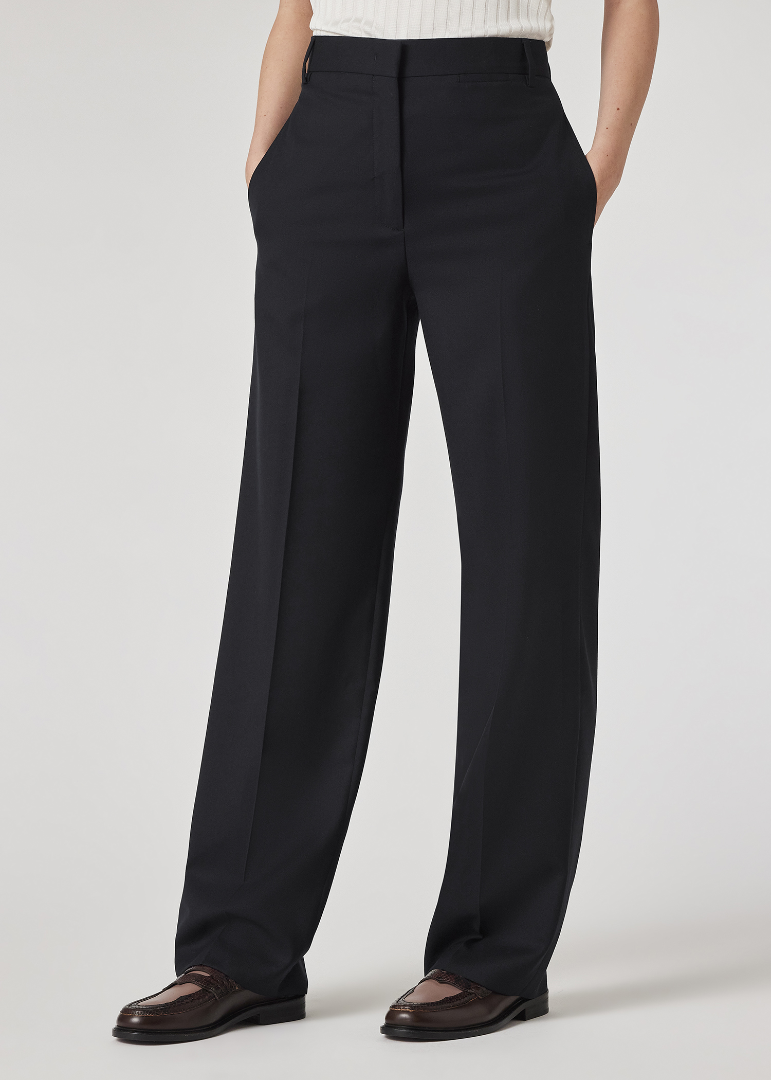 パンツ PAUL SMITH Woman Pants Black W1R271TLP11094 79 A Suit To Travel In - Women's Black Straight-Leg Wool Trousers