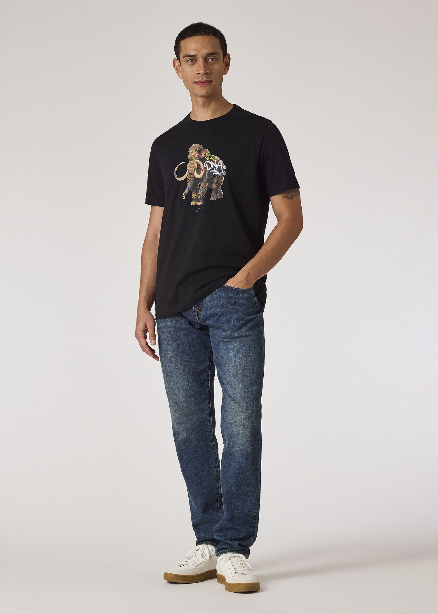 すぐ届く*Paul Smith*ポールスミス* \"Graffiti Mammoth\" Tシャツ Men's Black 'Graffiti Mammoth' Print T-Shirt