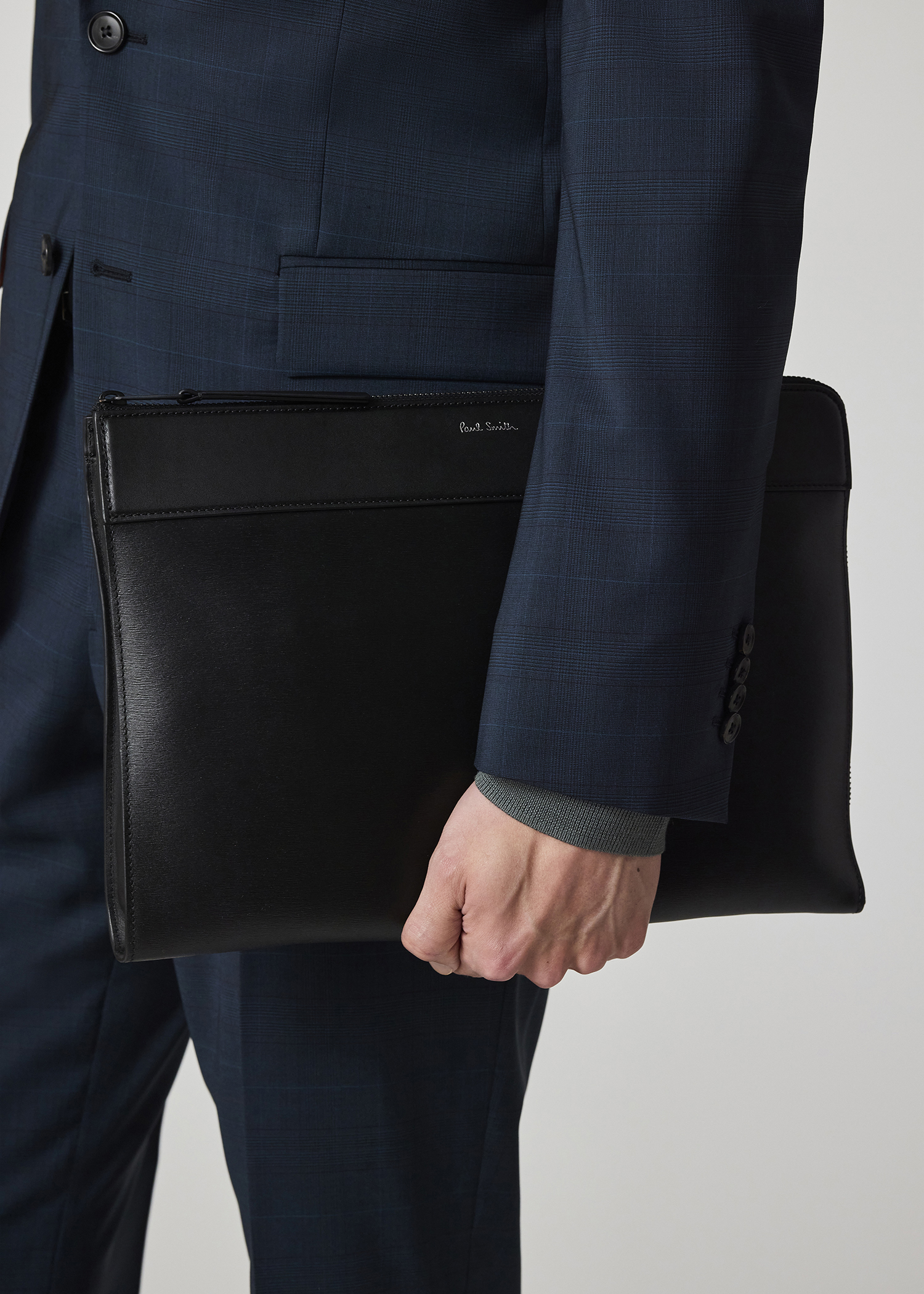 Black Straw-Grain Embossed Leather Laptop Case