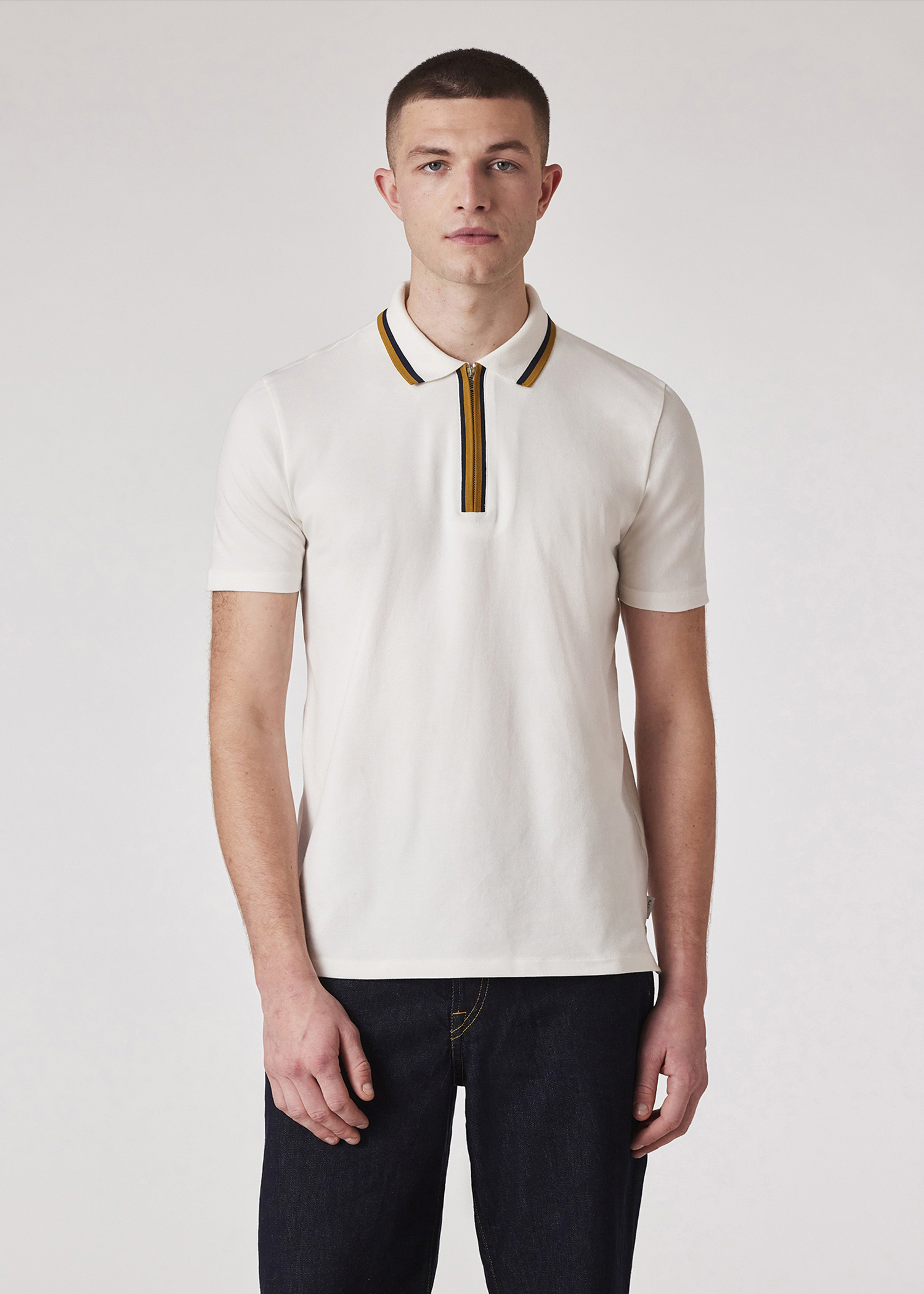 Paul Smith｜ (M2R 011R PP5132 30C) Ecru Zip-Neck Polo Shirt With Contrast Tipping