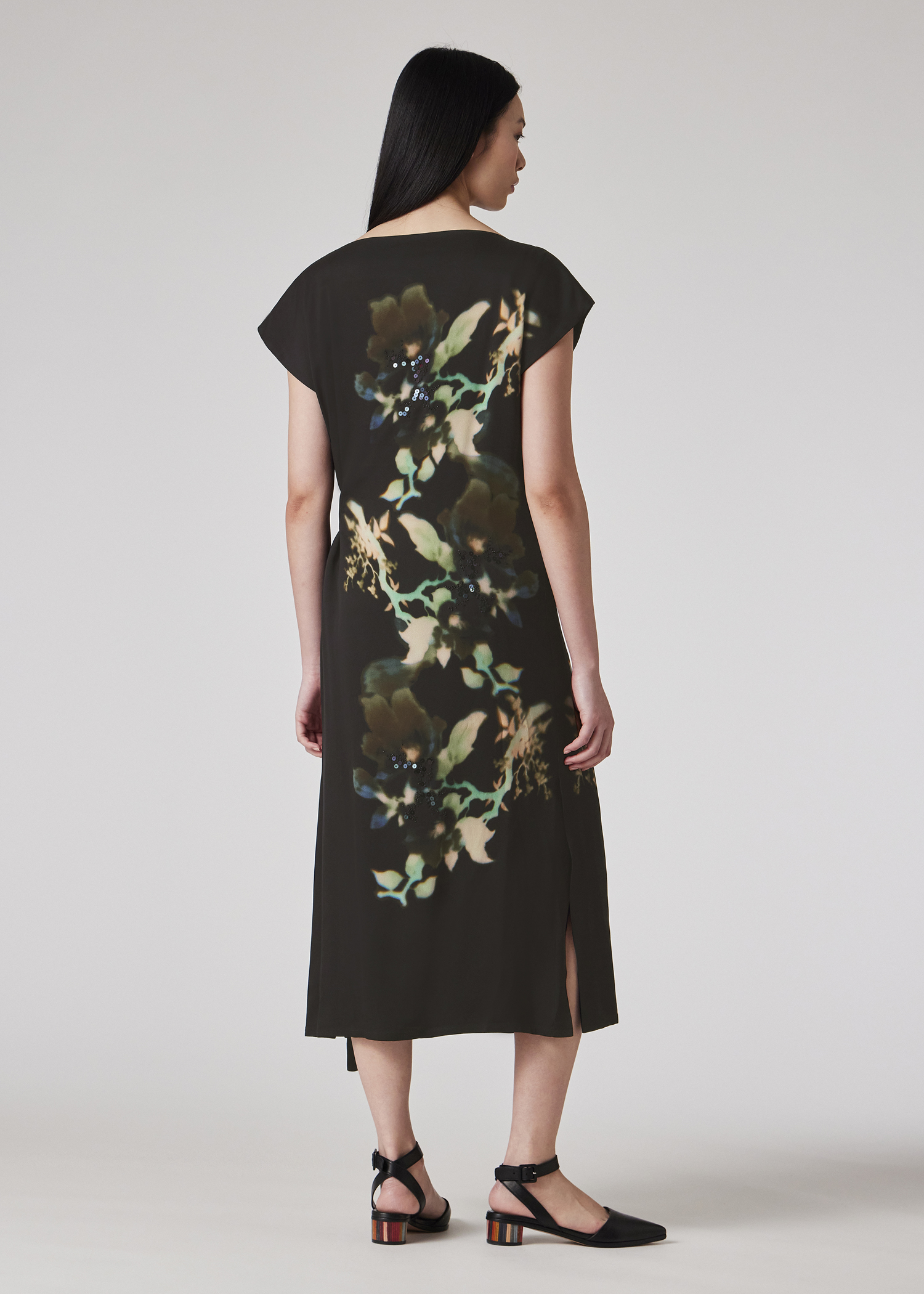 Women's Black 'Lens Blur Botanical' Embellished Viscose Dress
