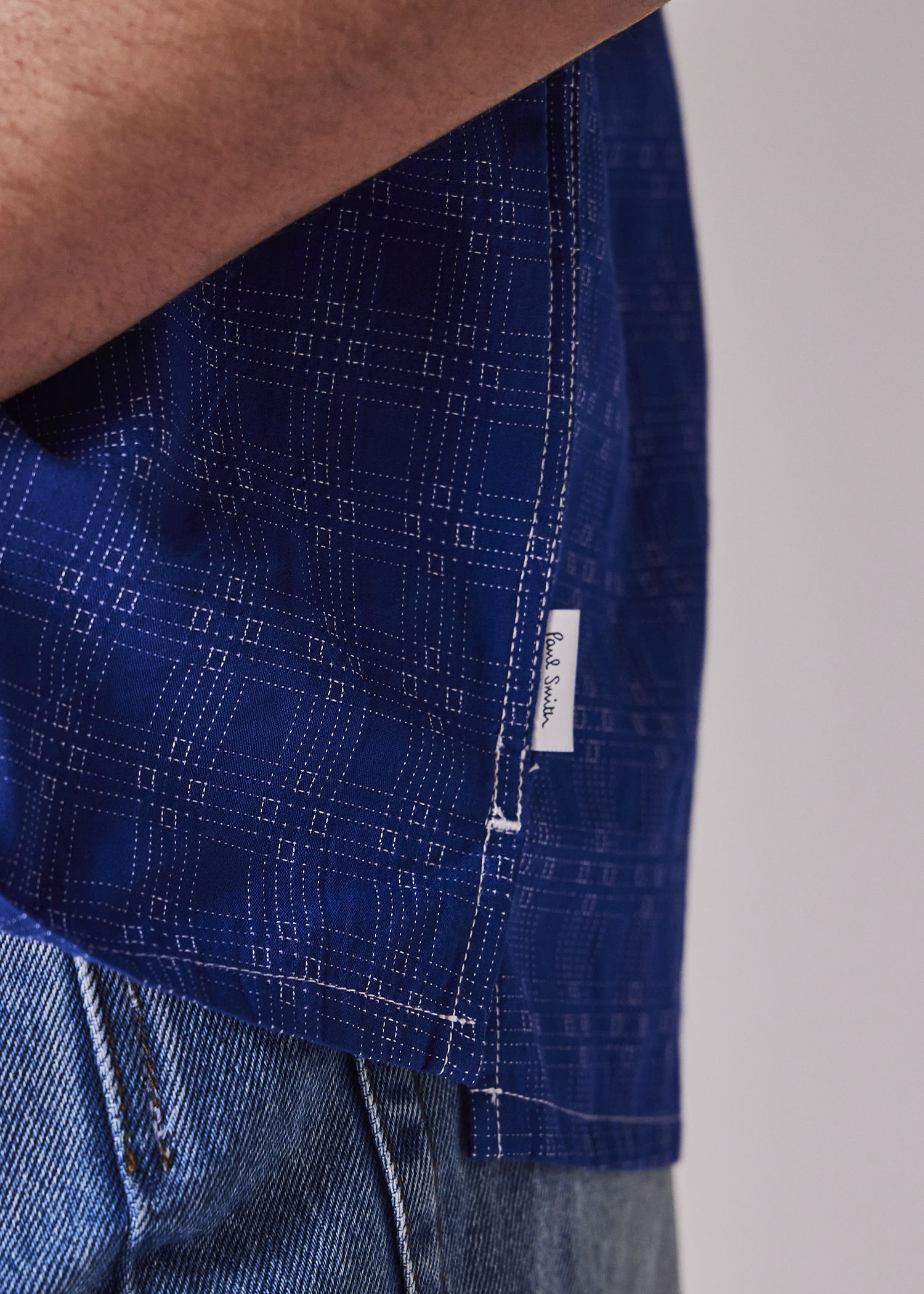 Men's Casual-Fit Cotton Blue 'Geometric' Shirt Men's Casual-Fit Cotton Blue 'Geometric' Shirt