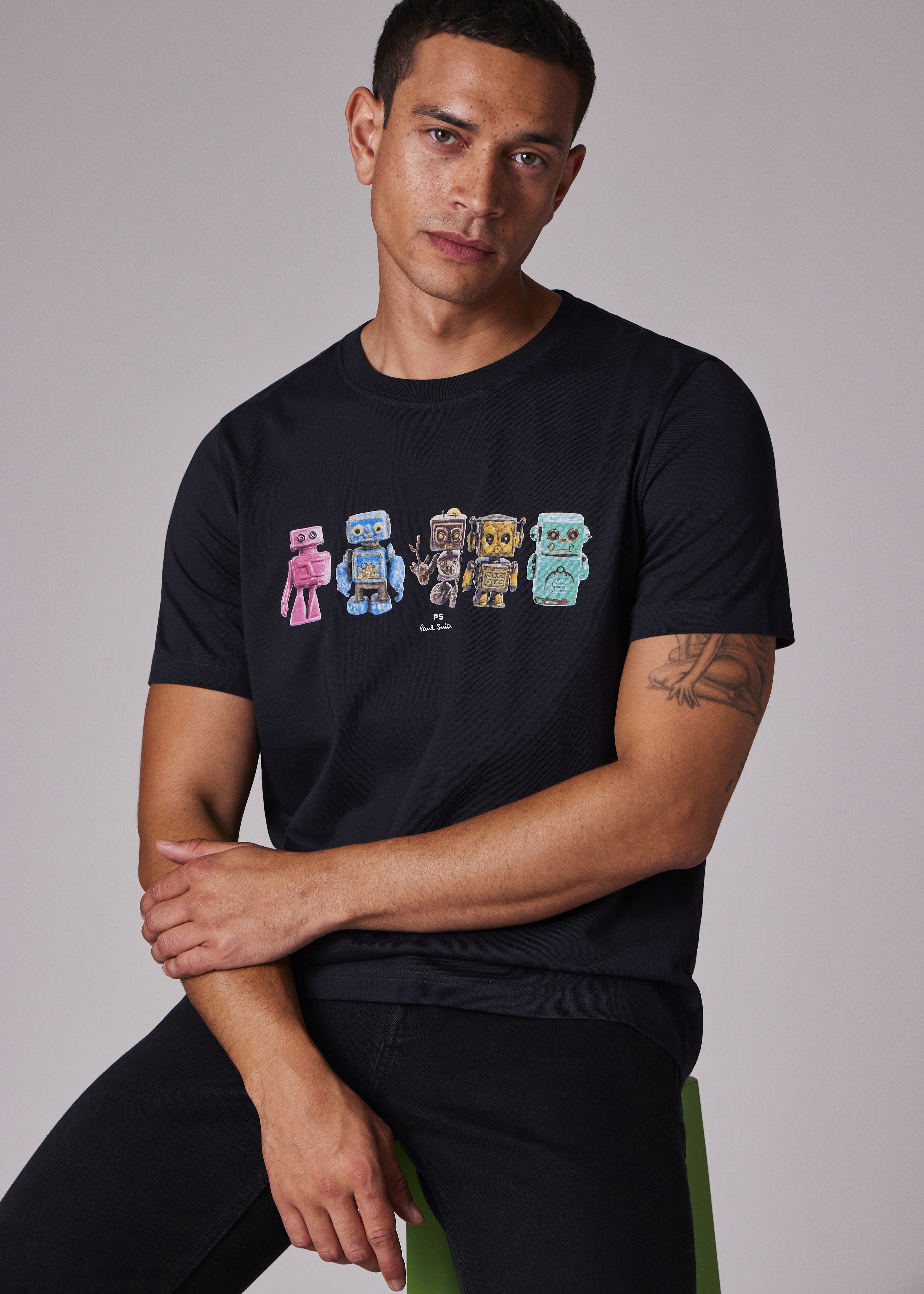 Men's Regular Fit 'Robots' Print White Organic Cotton T-Shirt Men's Regular Fit 'Robots' Print White Organic Cotton T-Shirt