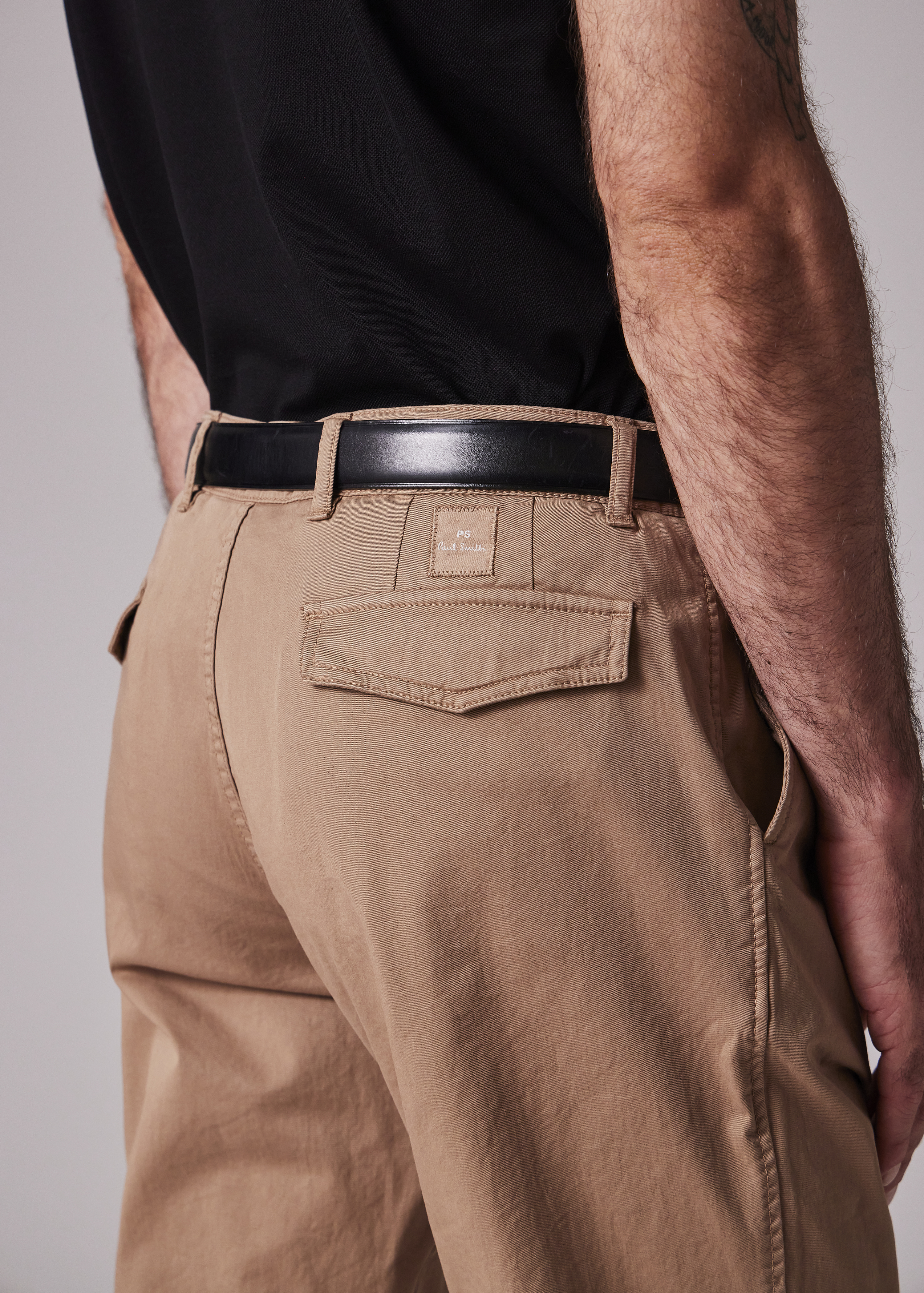 PaulSmith Swiming Pants  Mサイズ　新品未使用品 Men's Tapered-Fit Tan Pima Stretch-Cotton Chinos