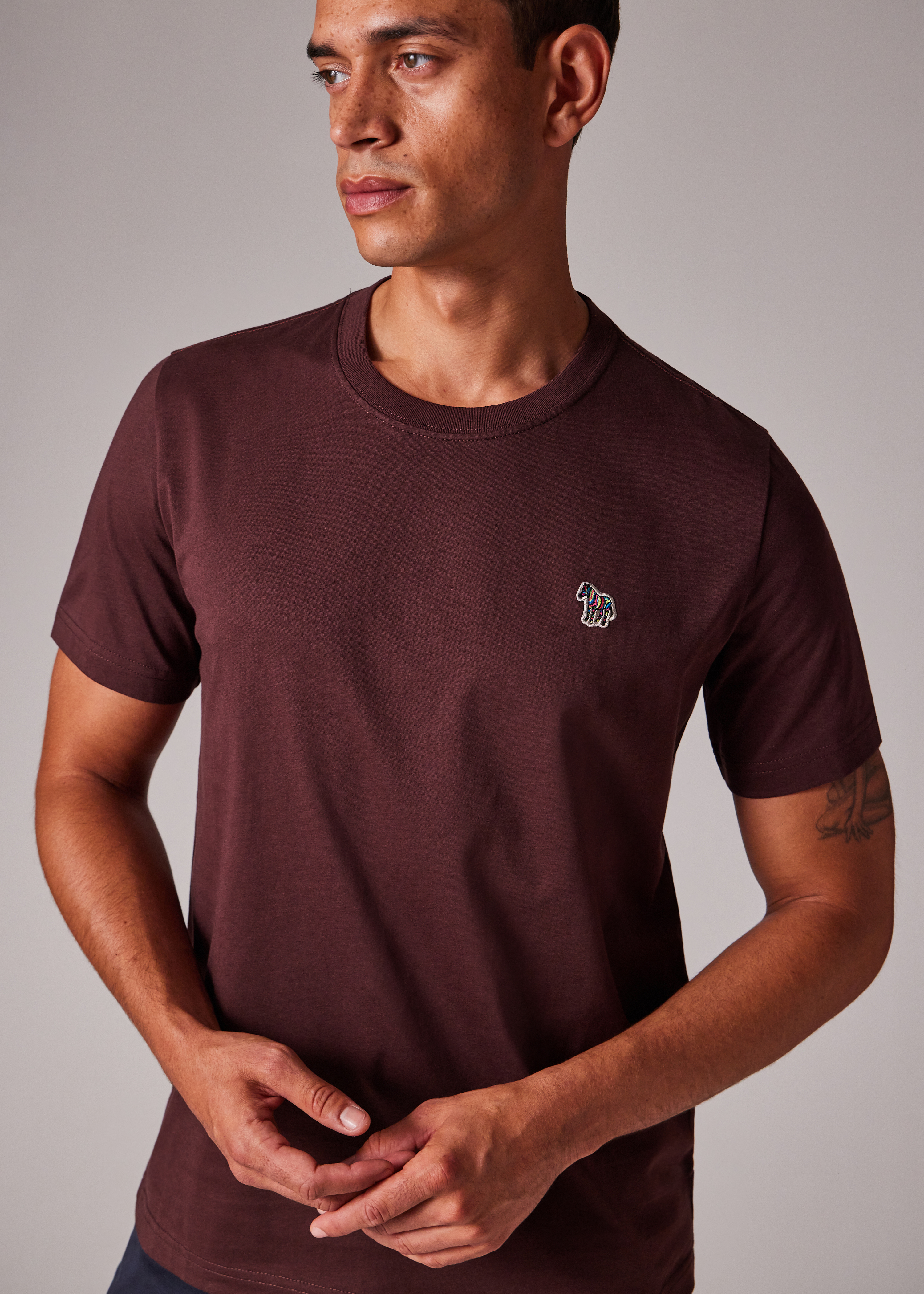 Tシャツ・カットソー Paul Smith FW25 REGULAR FIT T-SHIRT (M2R 011RZ T20064 34C) Men's Burgundy Organic Cotton Zebra Logo T-Shirt
