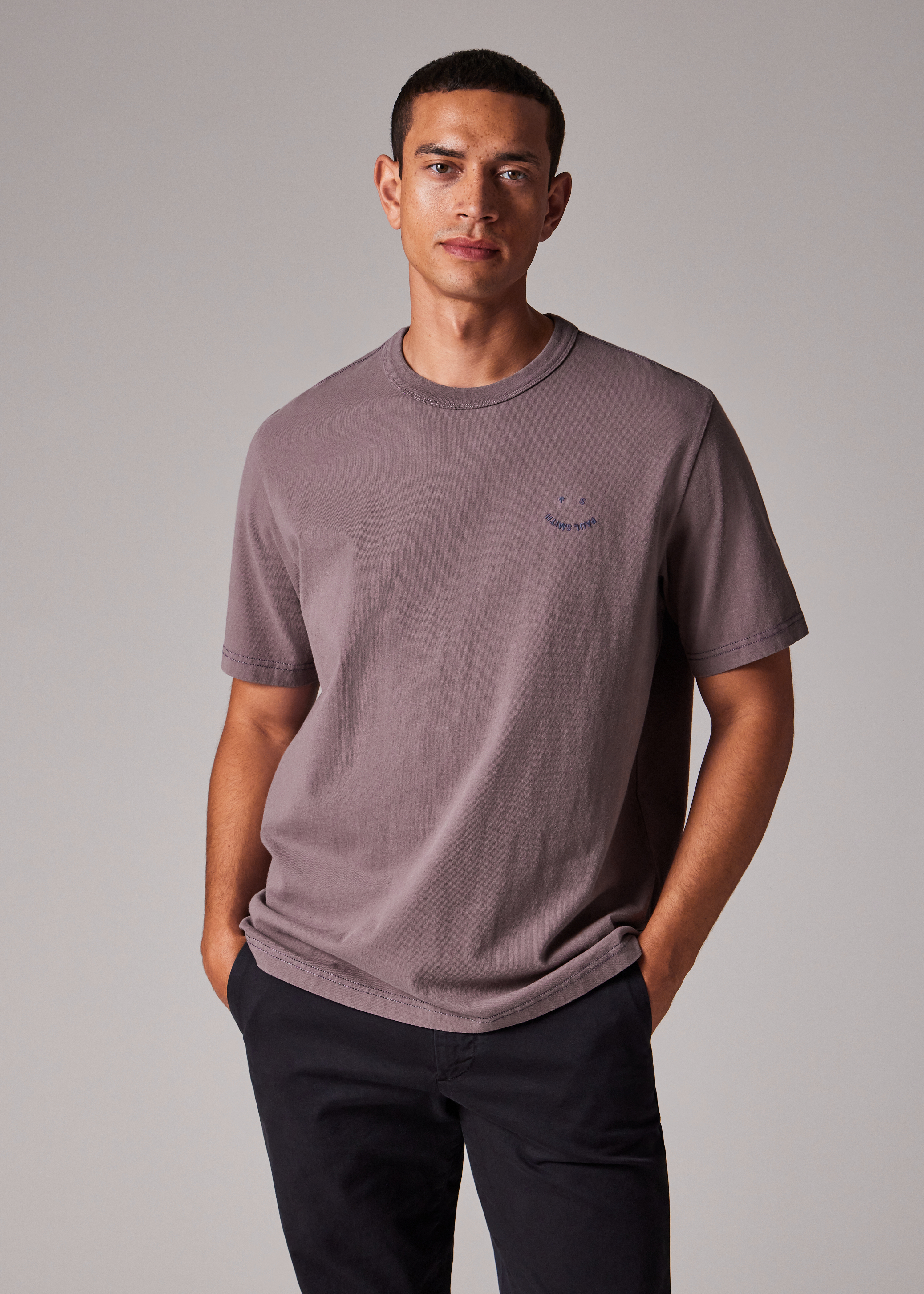 Tシャツ・カットソー Paul Smith FW25 (M2R 204ZE T22387 02) Men's Washed Purple Pigment Dyed 'Happy' T-Shirt