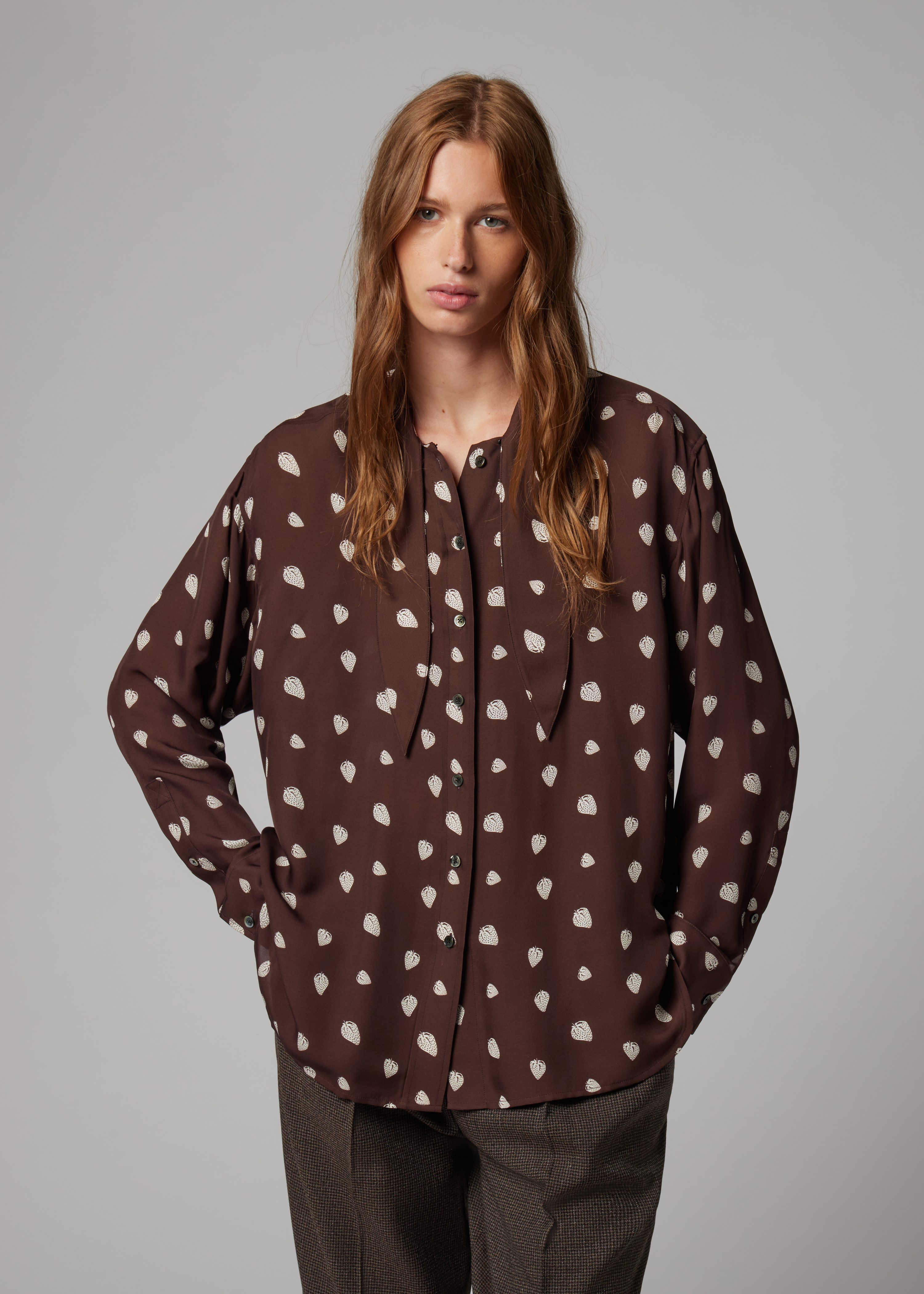 Women's Damson 'Strawberry' Print Silk-Blend Shirt with Neck Tie
