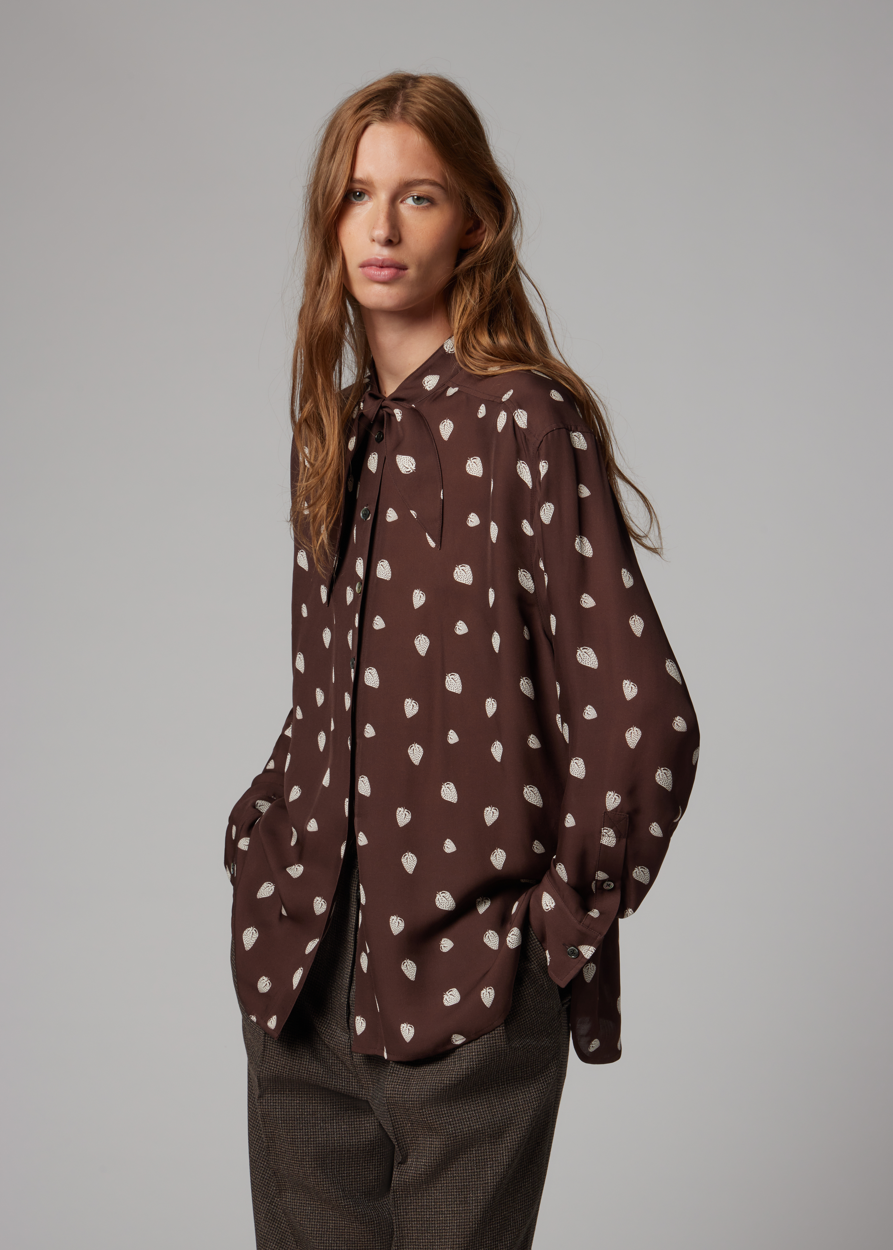 Women's Damson 'Strawberry' Print Silk-Blend Shirt with Neck Tie