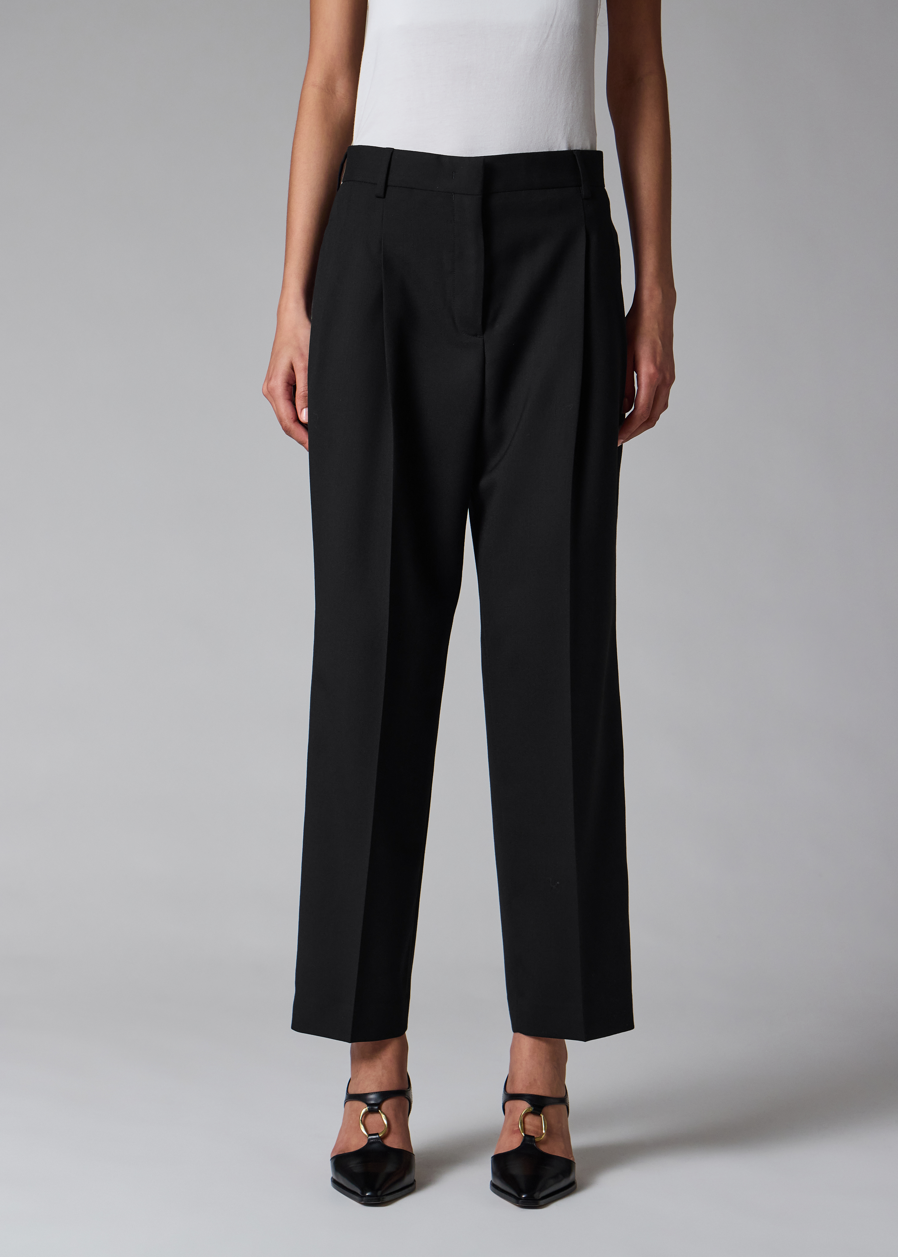 Women's 'A Suit To Travel In' Black Wool Twill Pleated Trousers