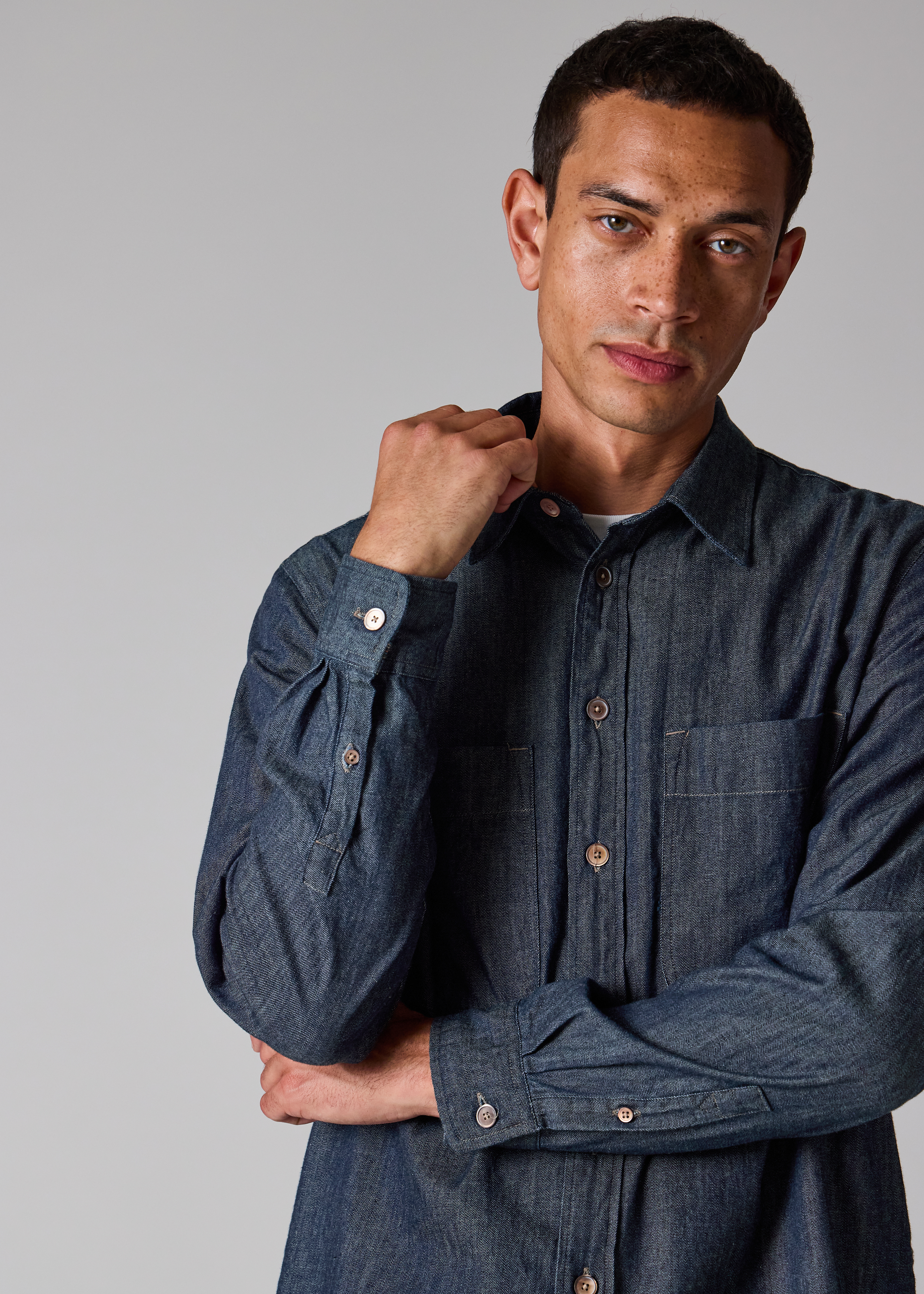 Casual-Fit Indigo Rinse Denim Shirt