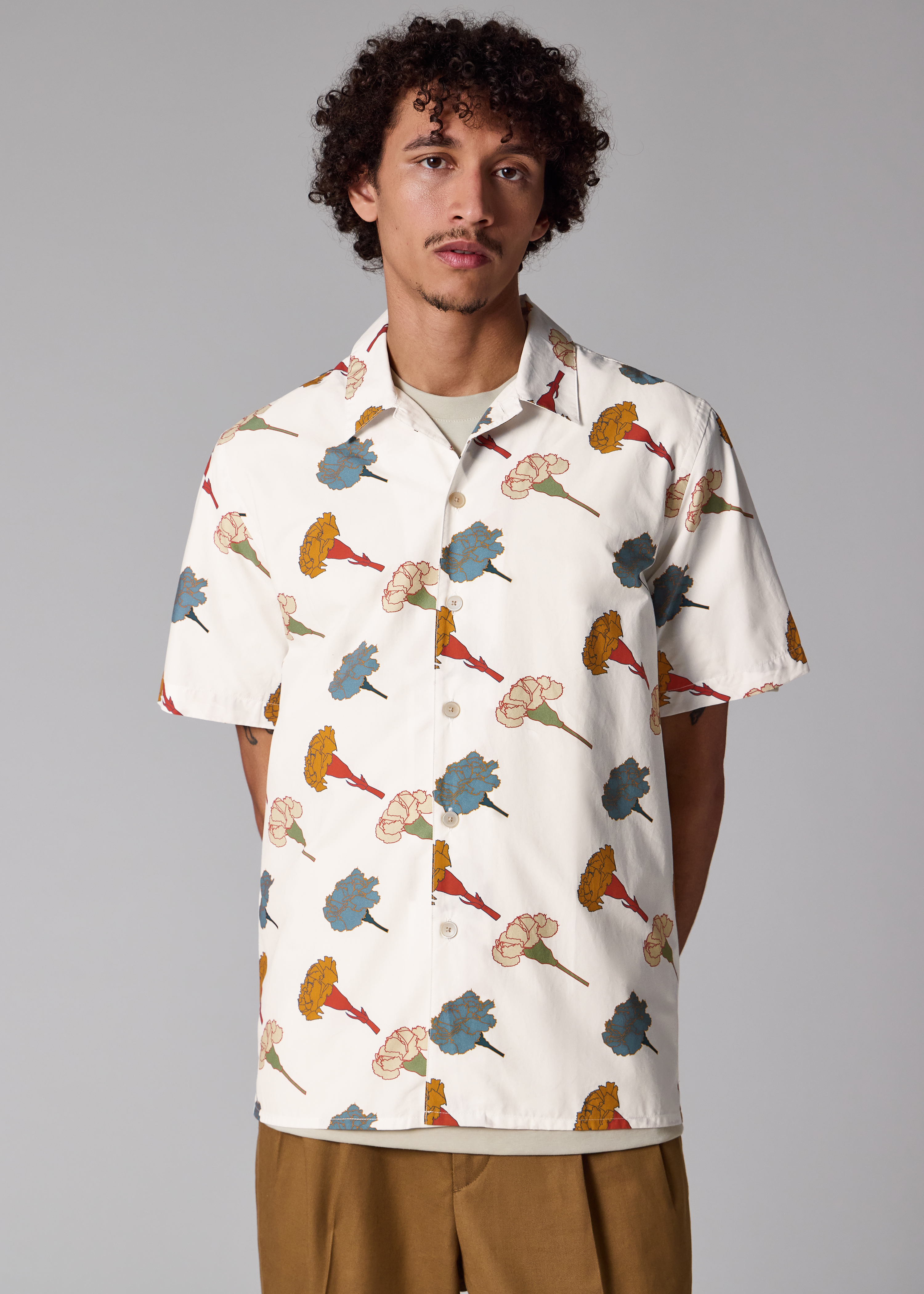 White 'Carnation' Print Short-Sleeve Shirt