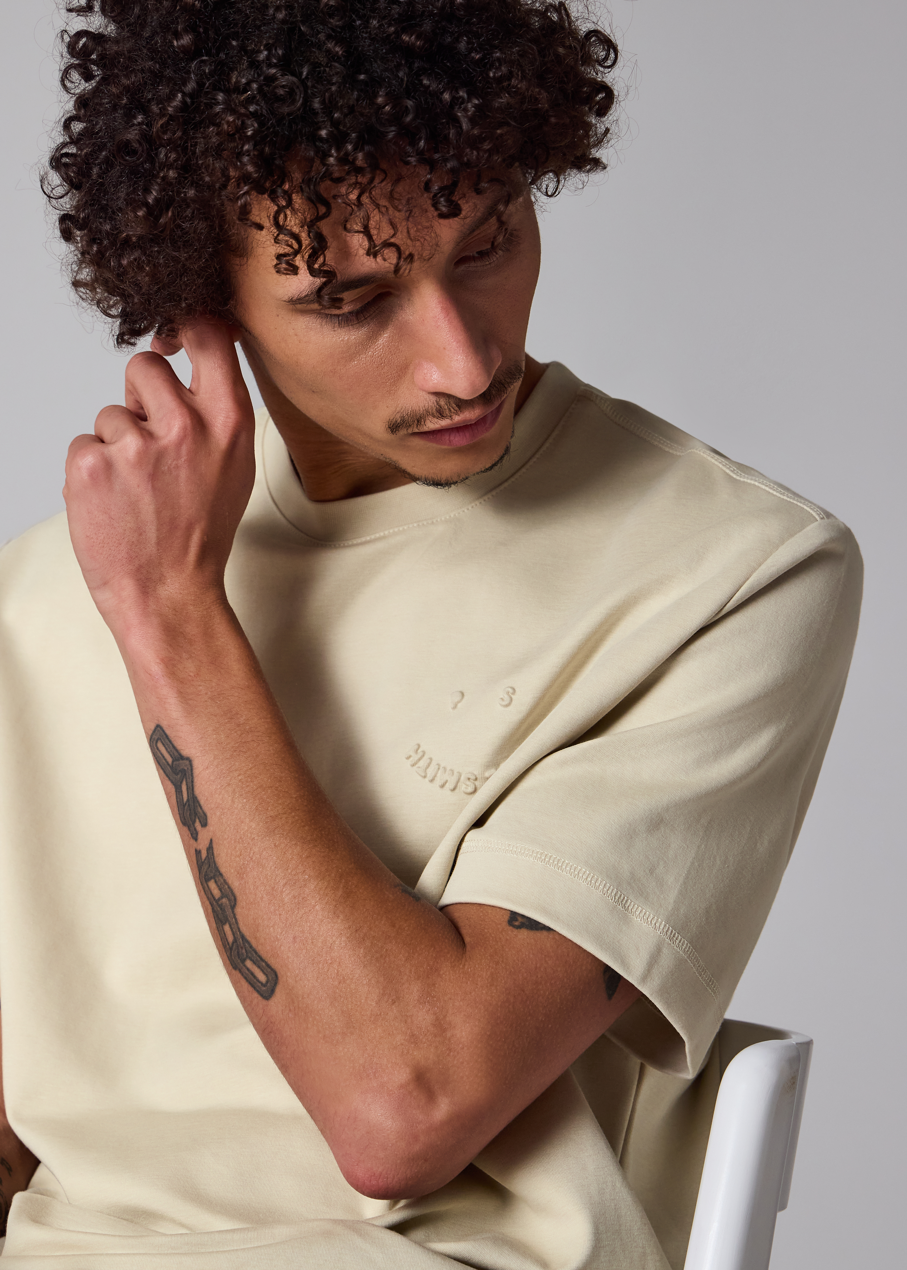 Casual-Fit Ecru Embossed 'Happy' T-Shirt