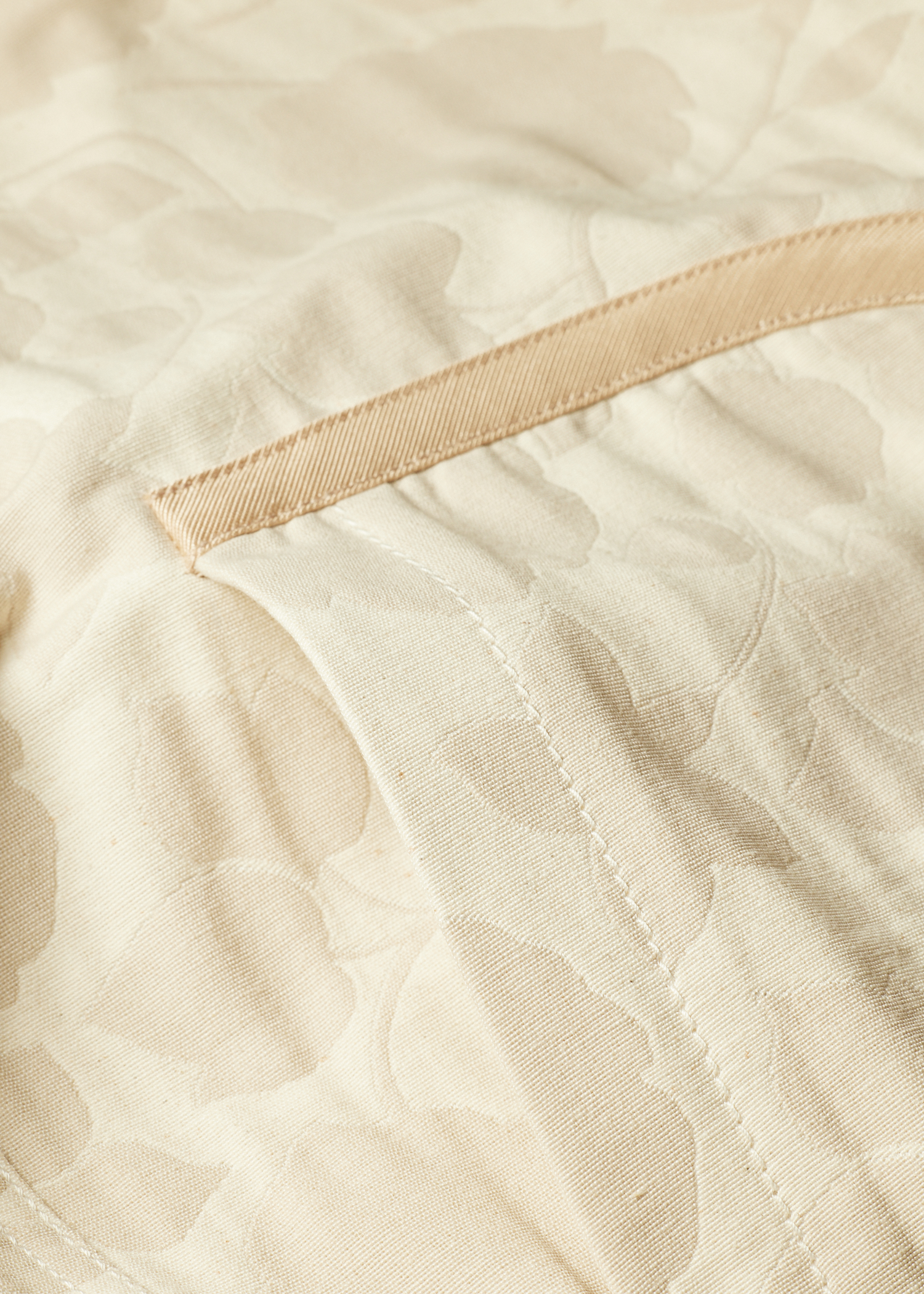 Women's Cream Floral Jacquard Jacket