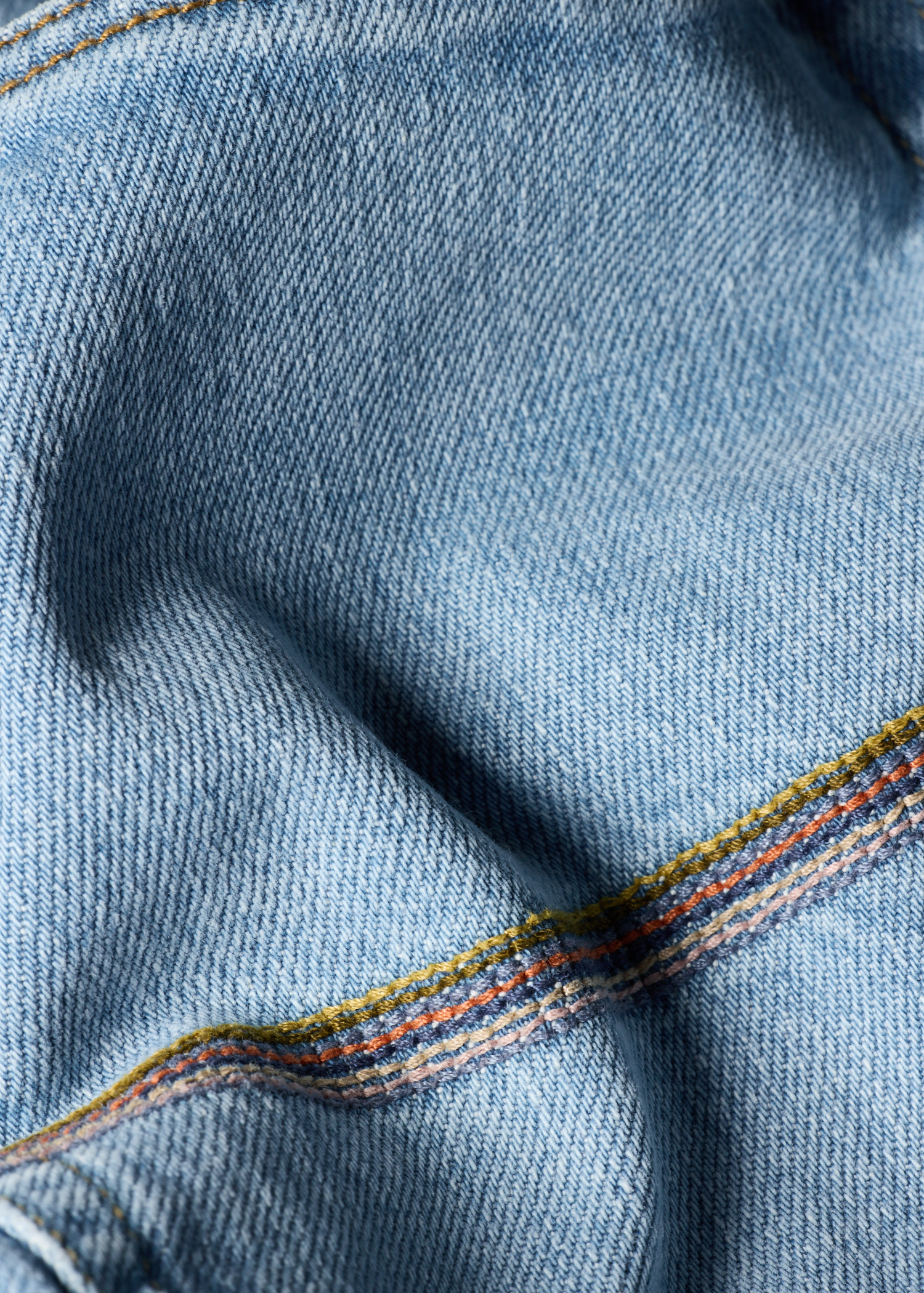 Relaxed Tapered-Fit Light Wash 'Organic Vintage Stretch' Jeans