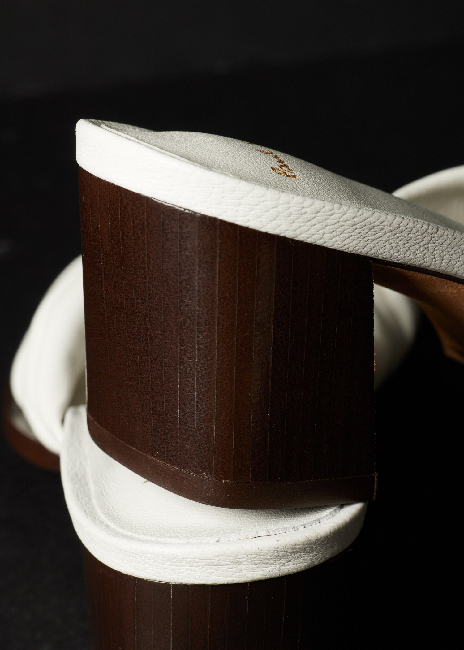 Women's Ecru 'Monivae' Leather Heels